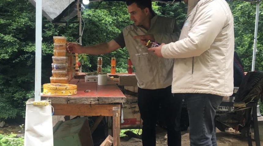 Trabzon'da turizm bölgelerinde bal satışı yapan işletmeler denetlendi