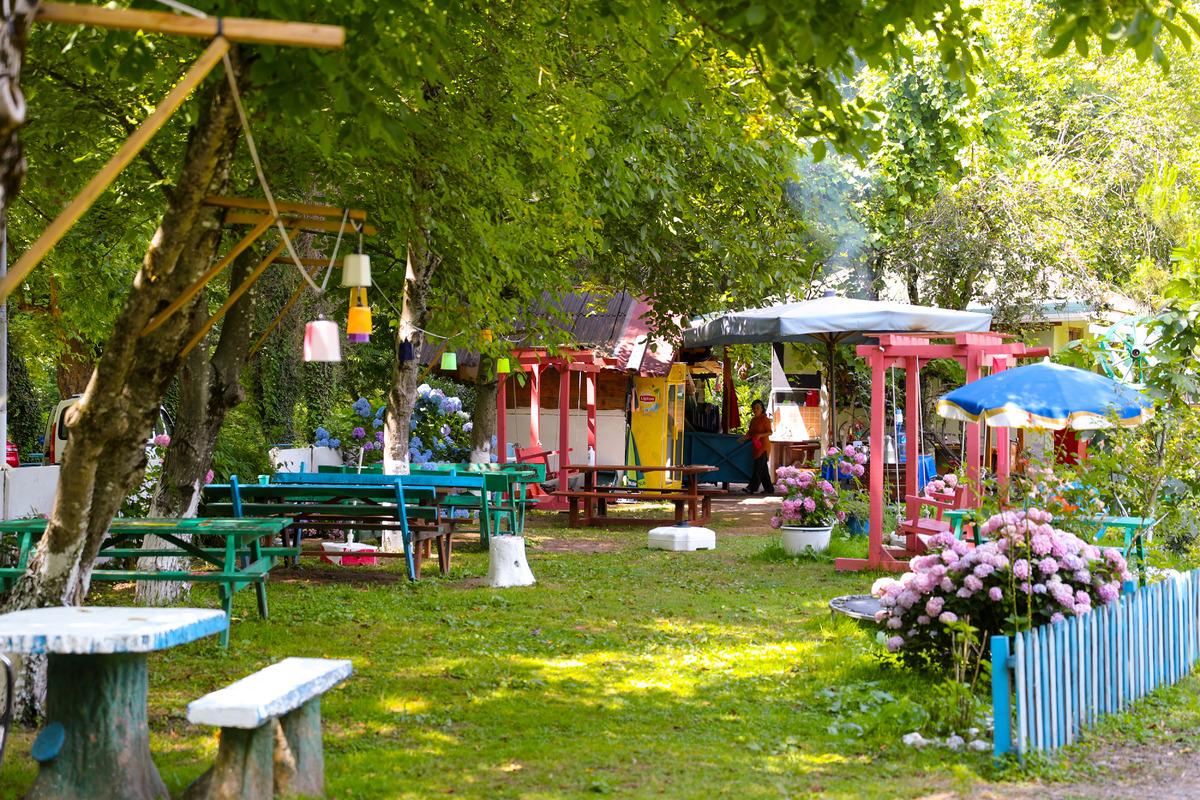 Sakarya'daki Maden Deresi ve Şelalesi hafta sonu ziyaret&ccedil;ilerle doldu