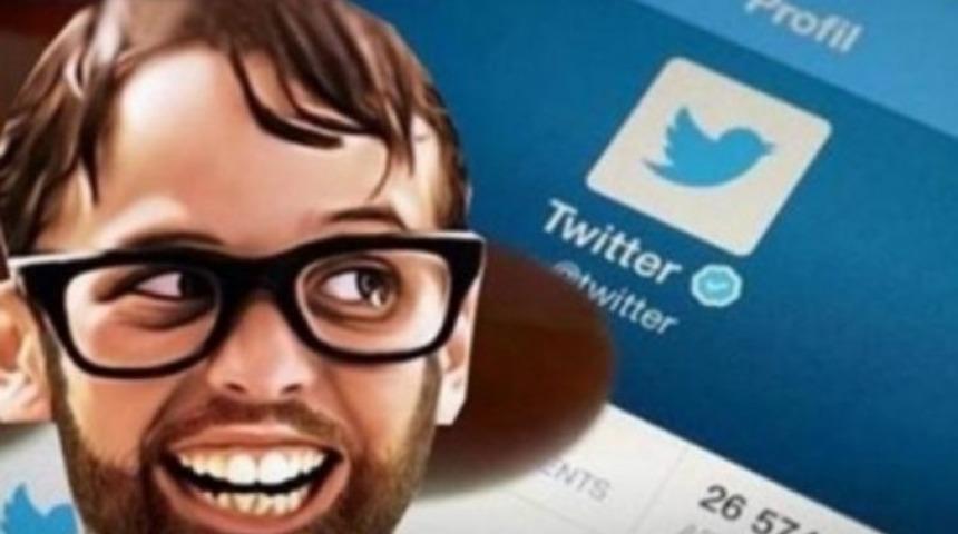 Fuat Avni: Ak Trol'lerin maaşı hazineden karşılanıyor