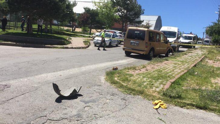 Sivas' ta hafif ticari aracın çarptığı 2 çocuk ağır yaralandı G2