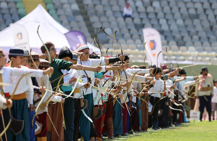 Çakabey Kupası Minikler Açık Hava Puta Koşusu müsabakaları İzmir'de başladı G5