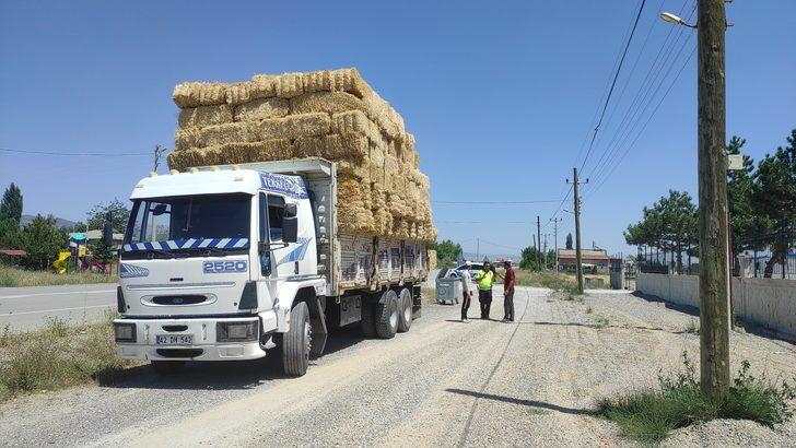Konya'da iki trafik kazasında biri ağır 5 kişi yaralandı G1