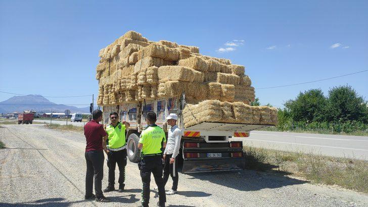 Konya'da iki trafik kazasında biri ağır 5 kişi yaralandı G2