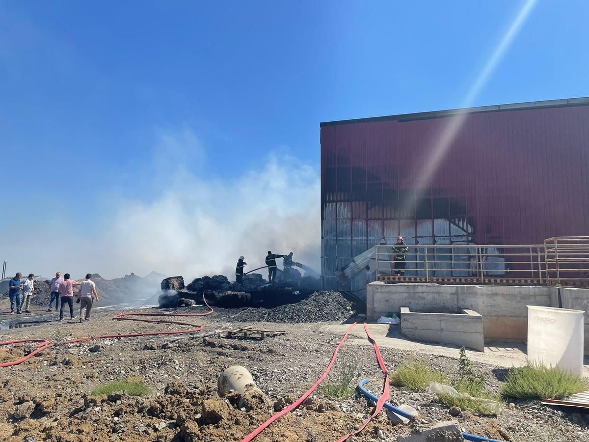 Kahramanmaraş'ta bir fabrikada &ccedil;ıkan yangın s&ouml;nd&uuml;r&uuml;ld&uuml;