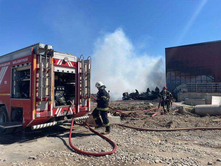 Kahramanmaraş'ta bir fabrikada çıkan yangın söndürüldü G2