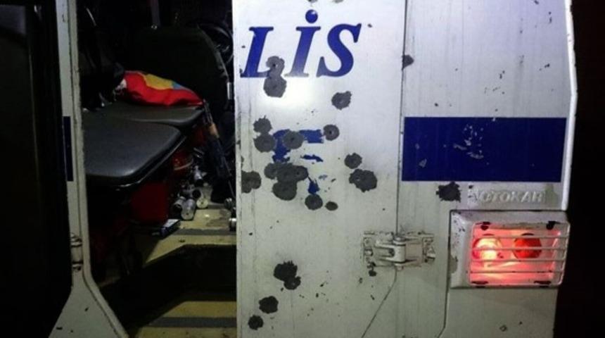 Diyarbakır'da zırhlı polis aracına saldırı! 2 polis memuru yaralandı