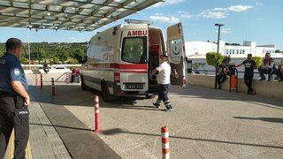 Çorum'da kırmızı ışıkta çarpışan iki otomobildeki 7 kişi yaralandı