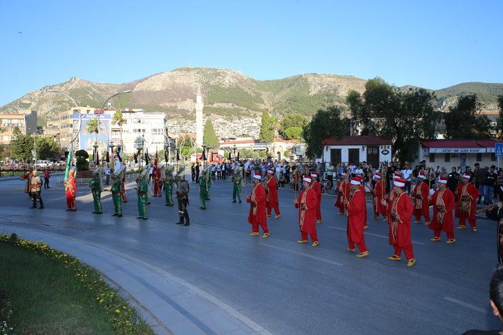Milli Savunma Bakanlığı Mehteran Birliği Hatay'da konser verdi G2