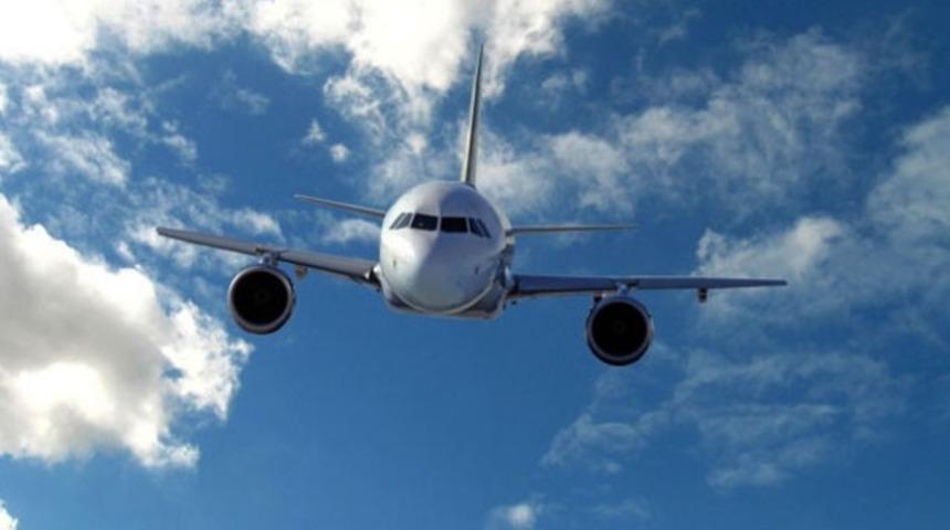 Emirates uçağı acil iniş yaptı