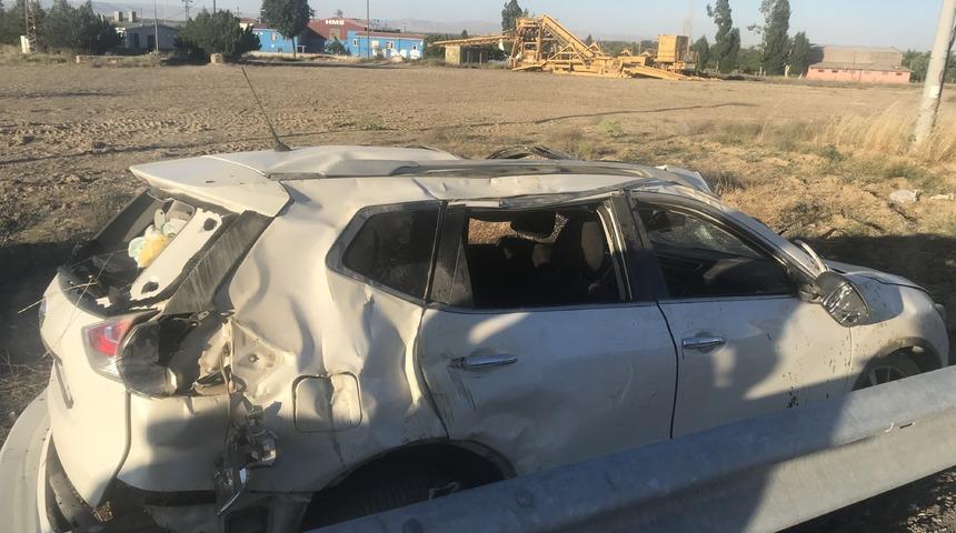 Konya'da takla atan otomobildeki çocuk öldü, 6 kişi yaralandı