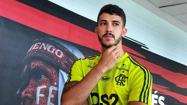 Son dakika: Fenerbahçe iki transferi birden bitiriyor! Gustavo Henrique ve Martin Ojeda adım adım Kadıköy'e...
