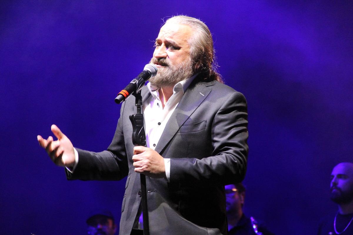 Volkan Konak Hatay'da konser verdi