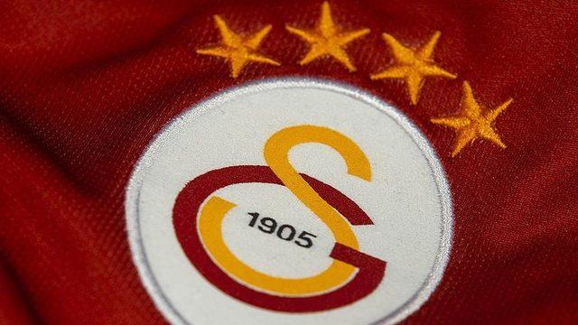 Galatasaray'da transferde hareketli saatler! Yıldız ismi renklerine bağladı, bir isimle vedalaştı