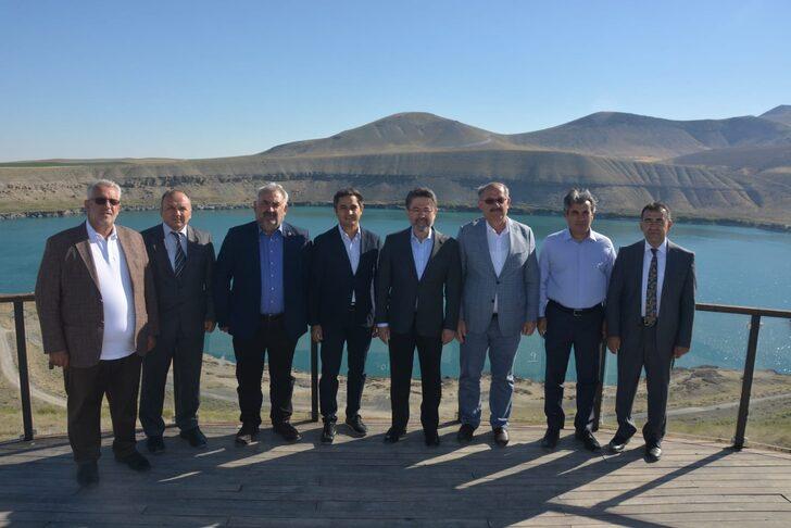 Tarım ve Orman Bakan Yardımcısı Yumaklı, Karapınar'da incelemelerde bulundu: G3