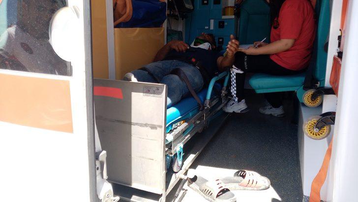 Adana'da tırla kamyonun çarpıştığı kazada 3 kişi yaralandı G2