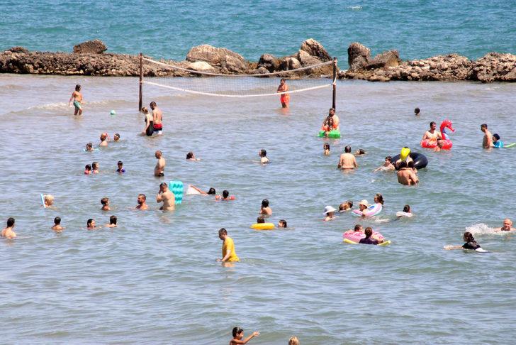 Doğu Akdeniz'de sıcak hava bunalttı G5