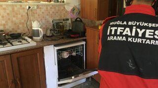 Bulaşık makinesinden çıktı! Hayatlarının şokunu yaşadılar