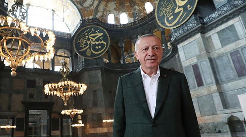 Cumhurbaşkanı Erdoğan'dan "Ayasofya" paylaşımı