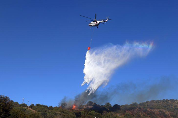 GÜNCELLEME - Uşak'ta makilik alanda çıkan yangın kontrol altına alındı G1