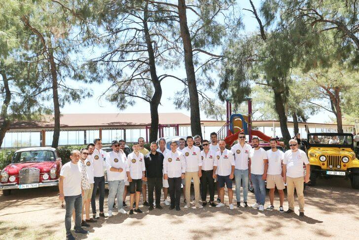Antalya'da klasik araç sahipleri buluştu G5