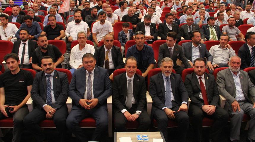 Yeniden Refah Partisi Genel Başkanı Erbakan, Kayseri'de konuştu: