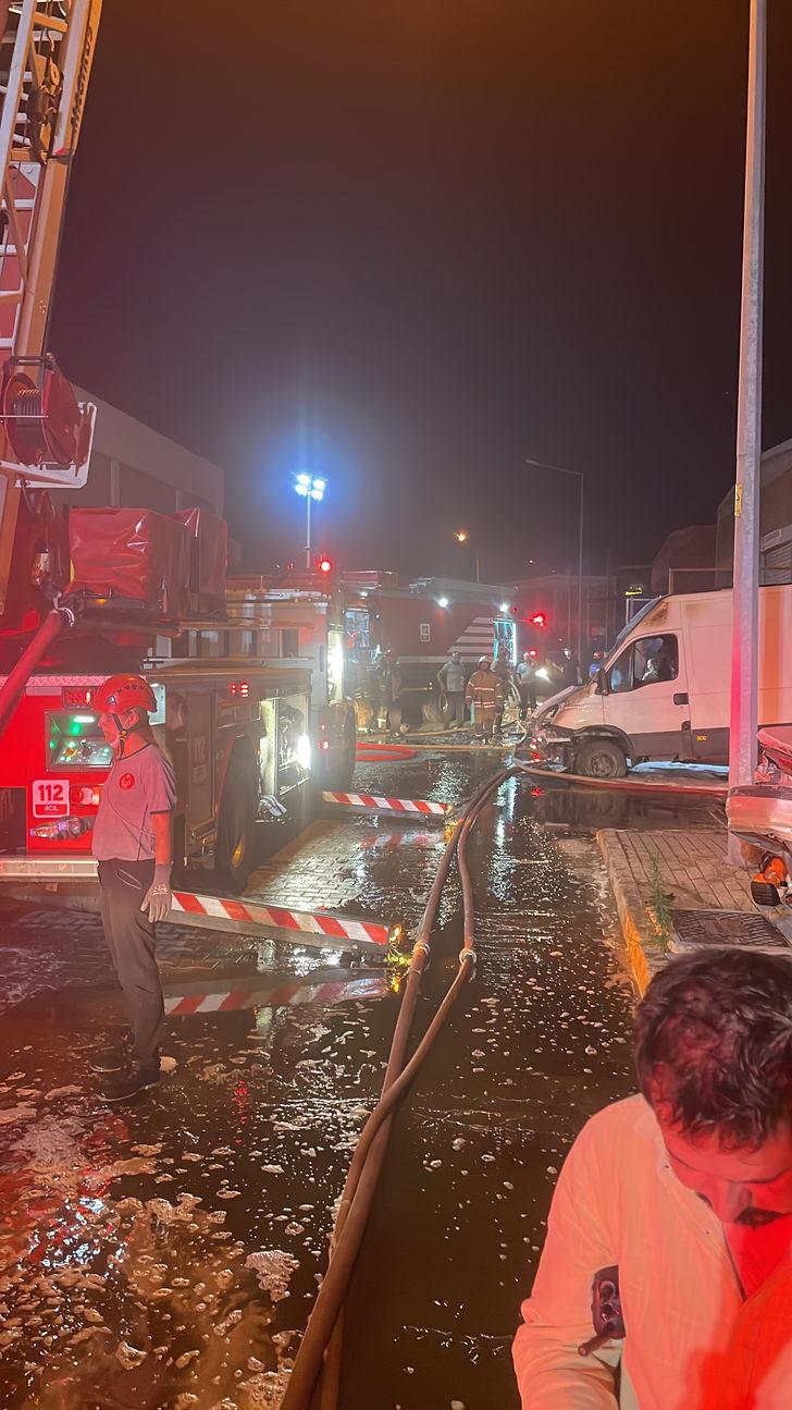 İzmir'de kimya imalathanesinde çıkan yangında 1 kişi öldü, 1 kişi yaralandı G2