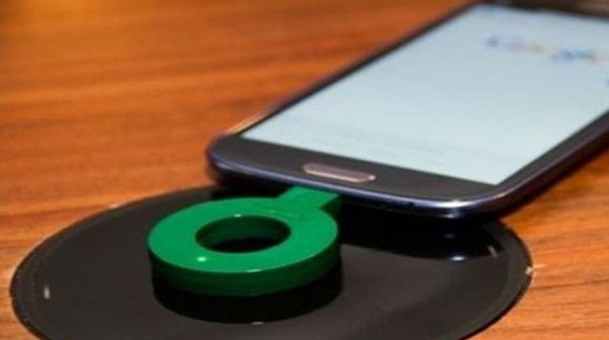Starbucks Wireless şarj noktaları ile şarjınız hiç bitmeyecek