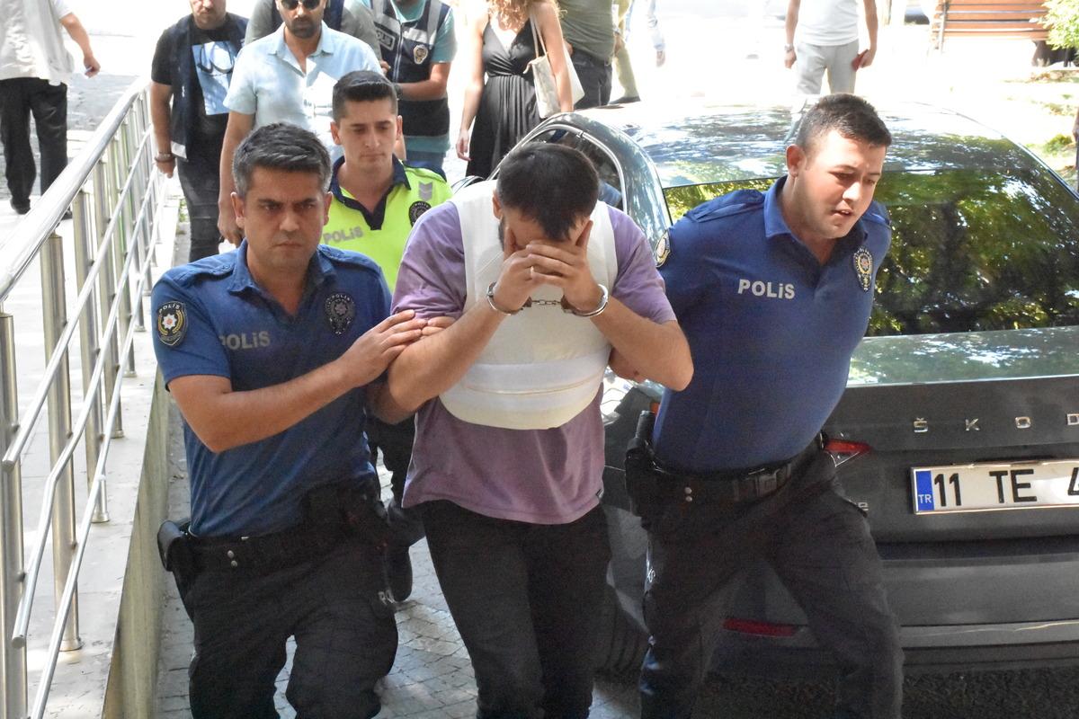 Bilecik'te mermer fabrikasından hırsızlık yapan 4 zanlı yakalandı