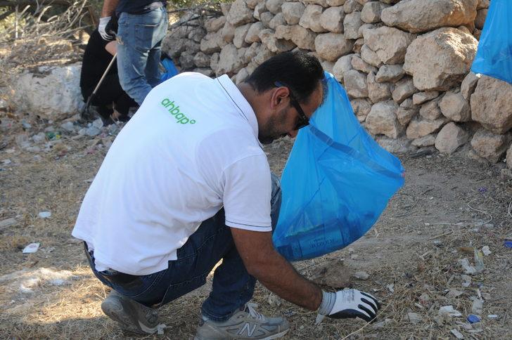 Ahbap gönüllülerinden Dara Antik Kenti'nde çevre temizliği G1