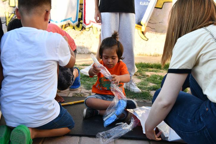 Gaziantep'te down sendromlular akranlarıyla uçurtma yaptı G1