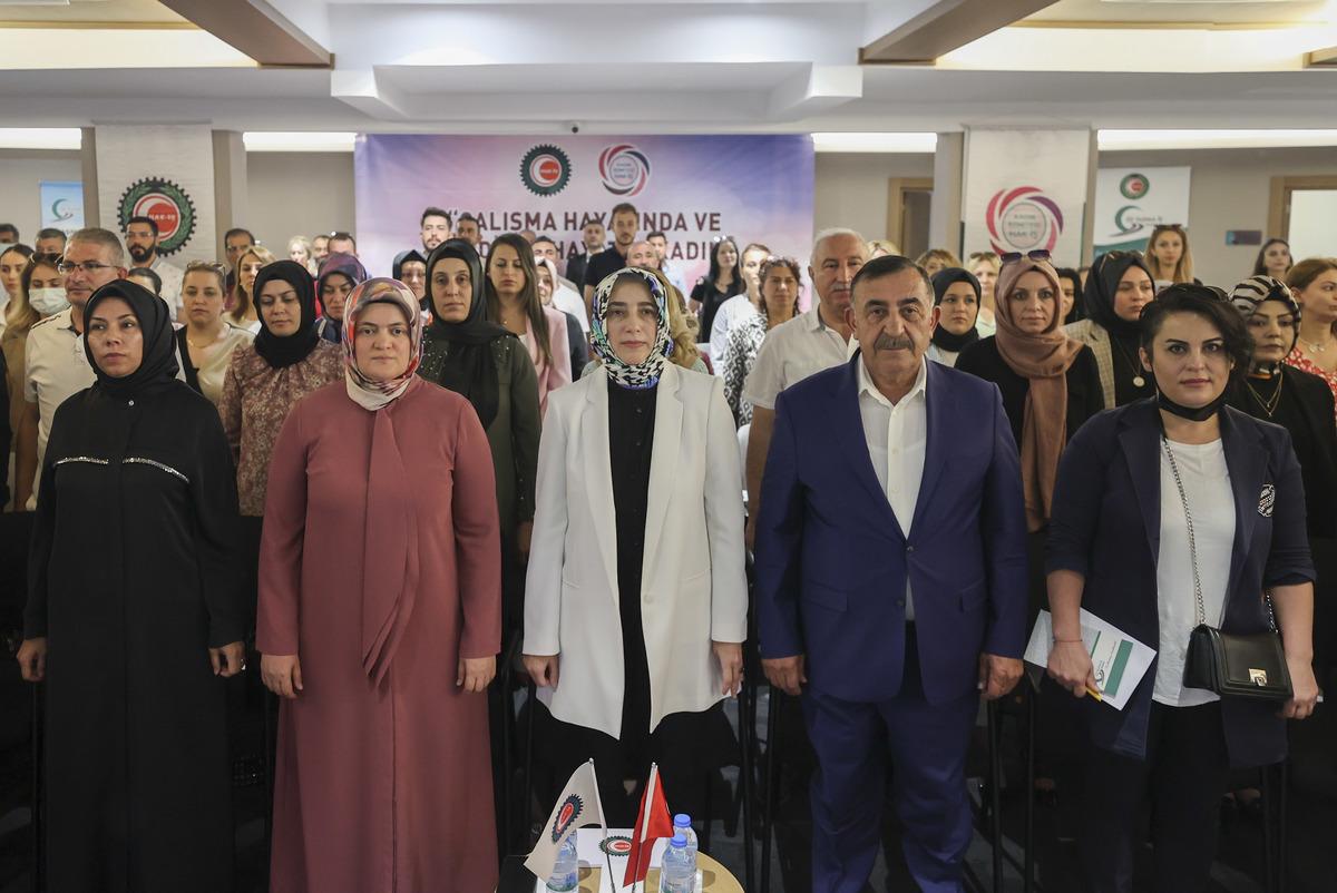 HAK-İŞ, "&Ccedil;alışma Hayatında ve Sendikal Hayatta Kadın Eğitim Programı" d&uuml;zenledi