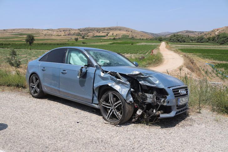 Balıkesir'de otomobil ile çarpışan motosikletin 90 yaşındaki sürücüsü öldü G1