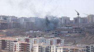 İzmir'de inşaat işçilerinin kaldığı konteyner evlerde yangın çıktı