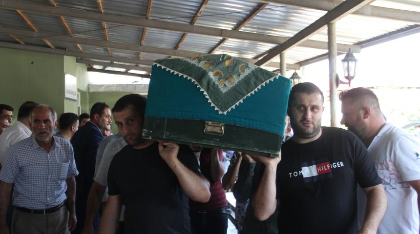 Kaybolduktan 13 gün sonra ölü bulunan çocuğun cenazesi defnedildi