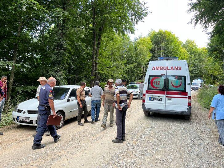 Sakarya'da devrilen traktörün sürücüsü ve oğlu yaralandı G2