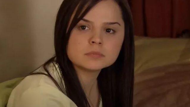 Aşk-ı Memnu'nun Cemile'si Pelin Ermiş derin bacak dekoltesiyle yaktı geçti! Ah Beşir kaybettiğine bir bak