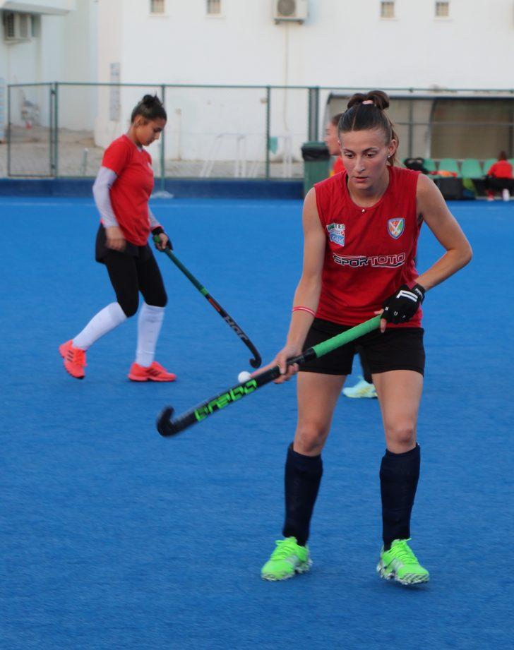 Genç hokeyciler, Avrupa Şampiyonası C3'ün hazırlıklarını sürdürüyor G2