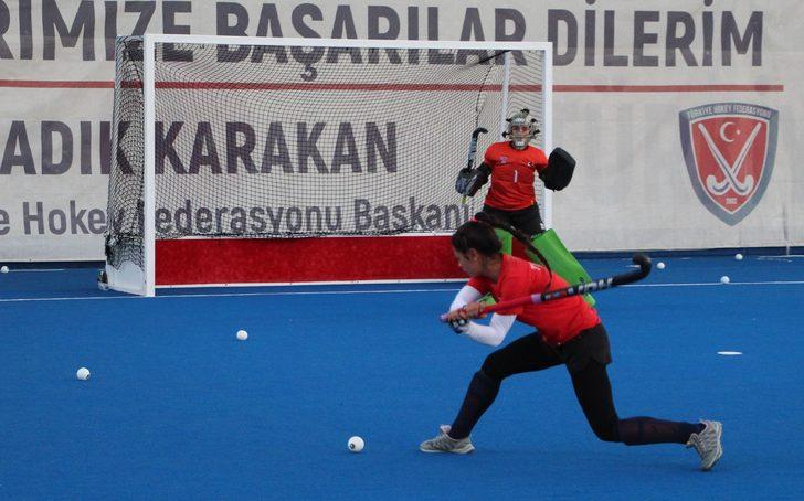 Genç hokeyciler, Avrupa Şampiyonası C3'ün hazırlıklarını sürdürüyor G3