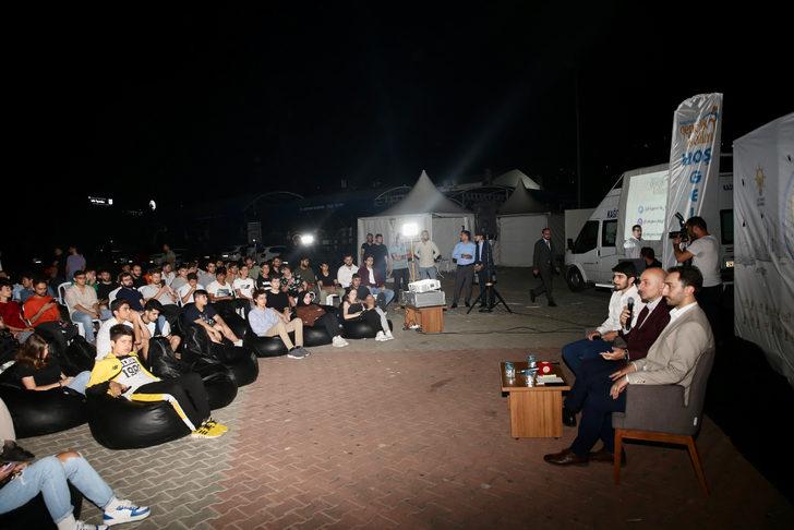 Bakan Karaismailoğlu, Kağıthane'de gençlerle buluştu: G1