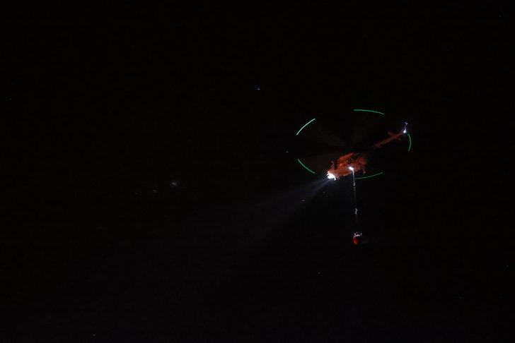 GÜNCELLEME 3 - Aydın'da çıkan orman yangınına müdahale ediliyor G2