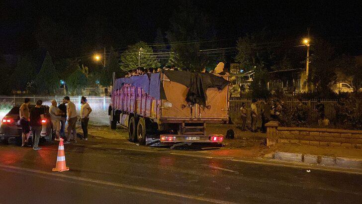 Aydın'da kamyonun kasasında 70 düzensiz göçmen yakalandı G2