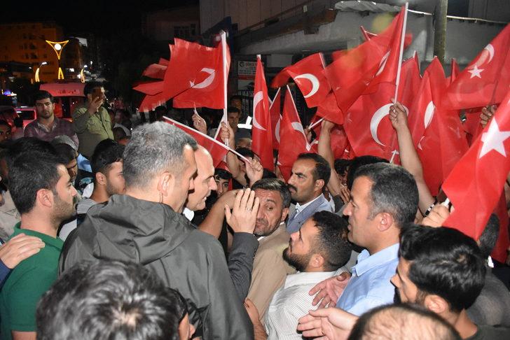 İçişleri Bakanı Soylu, şehit güvenlik korucularının ailelerine taziye ziyaretinde bulundu: G5