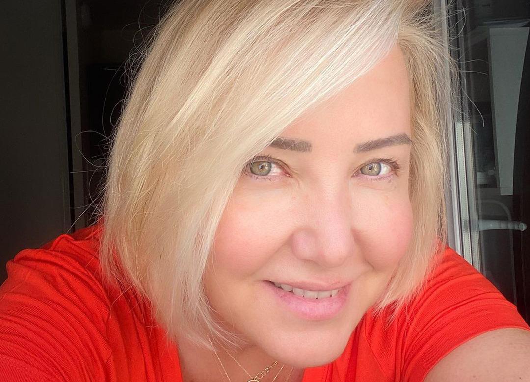 Berna La&ccedil;in 26. evlilik yıl d&ouml;n&uuml;m&uuml;n&uuml; kutladı! Notu dikkat &ccedil;ekti