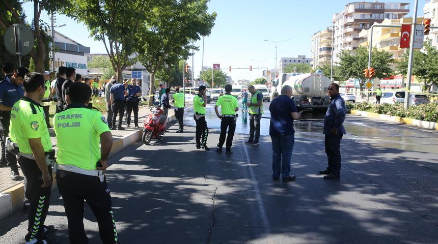 Şanlıurfa'da kamyonun çarptığı motosikletteki 2 kişi öldü