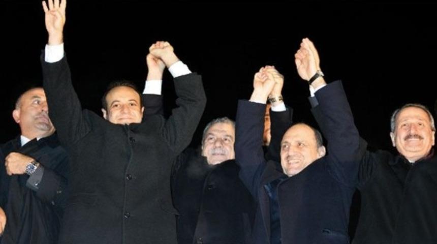 Davutoğlu'ndan 4 bakanla ilgili tarihi ima