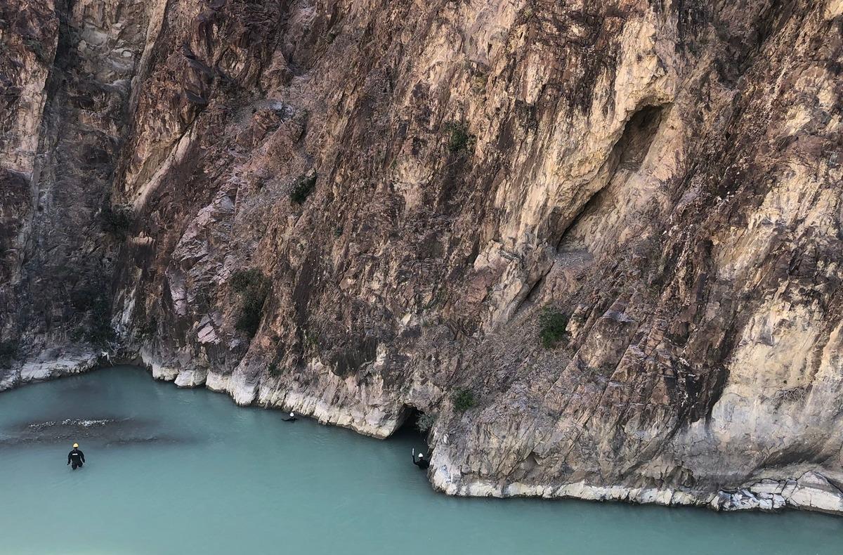 Artvin'de nehirde kaybolan gencin cesedine ulaşıldı