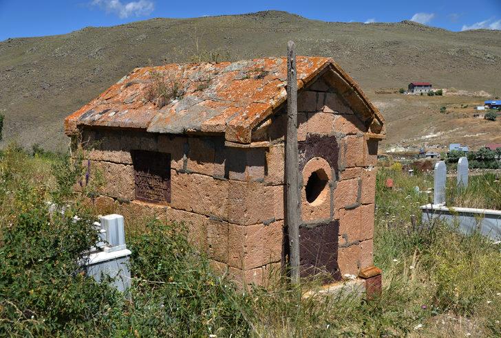 Kurtuluş Savaşı kahramanlarından Halil Bey'in anıt mezarı onarılacak G1