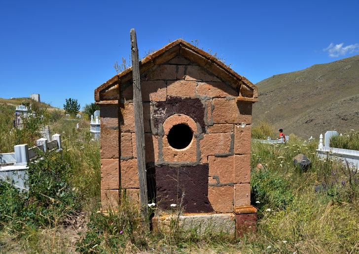 Kurtuluş Savaşı kahramanlarından Halil Bey'in anıt mezarı onarılacak G2