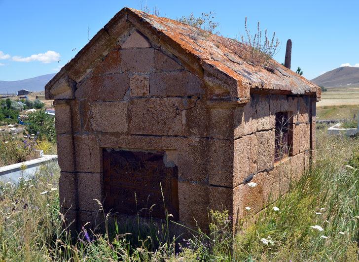 Kurtuluş Savaşı kahramanlarından Halil Bey'in anıt mezarı onarılacak G4