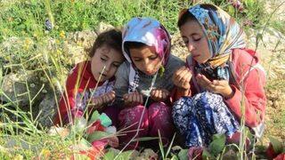 Ermenek'teki mezarlıklarda duygusal anlar